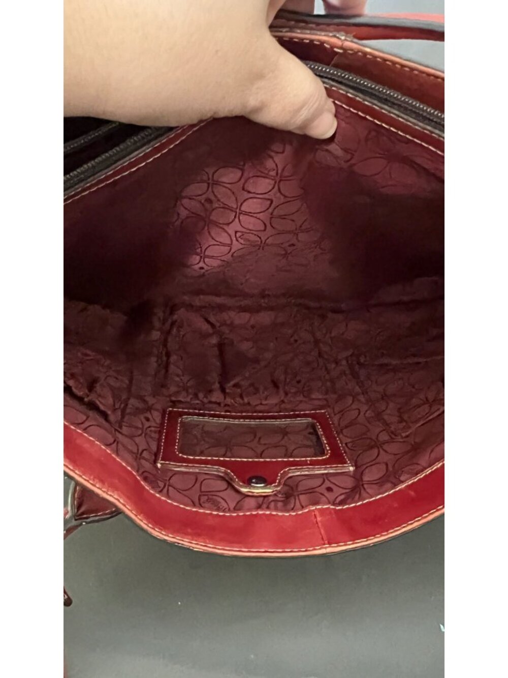 Fossil Red Leather Tote Bag W/ Key Charm & Dual Straps - Picture 16 of 16